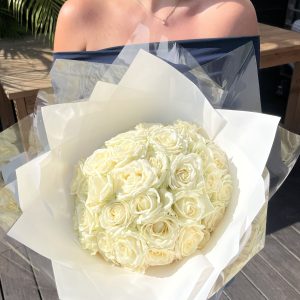 זר ורדים קלאסי