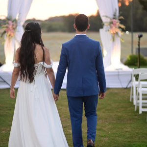 חבקים לחופה